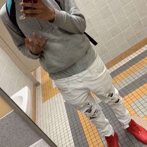 Meet your Posher, Acoya